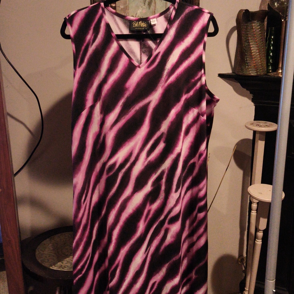 FINAL PRICE NWT Bob Mackie Artistic Fushia and Black Maxi Dress Size Large - Picture 9 of 9